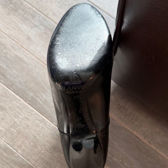 Lanvin Sleek Black Heeled Boots - Picture 4 of 7